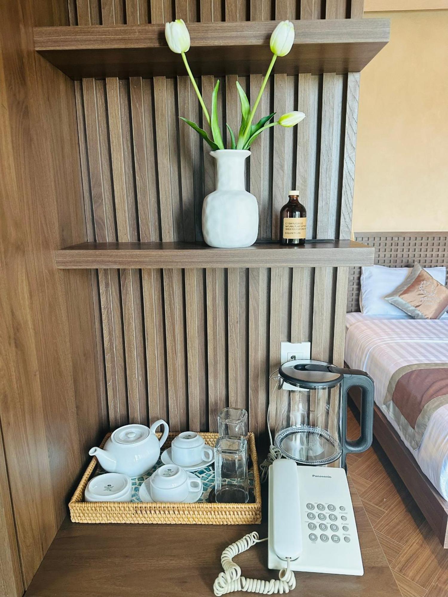 Phuong Nam Hotel An Giang Лонгсюен Экстерьер фото